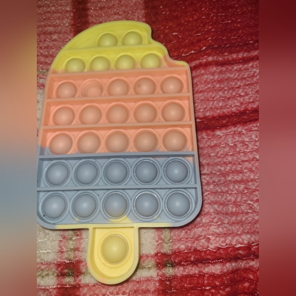 =^Pop it fidgets 7 food - Picture 7 of 9